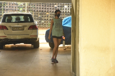 Mumbai: Rakul preet Singh spotted in Bandra On Tuesday, 15 June,2021.(Photo: Sanjay Tiwari)