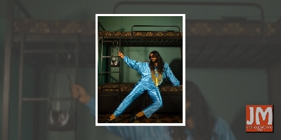 Ranveer Singh surprises with new fashion experiment in long tresses