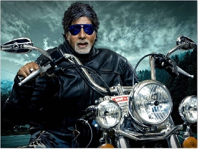 Navya Naveli calls grandfather Big B 'the coolest'.(photo:instagram)