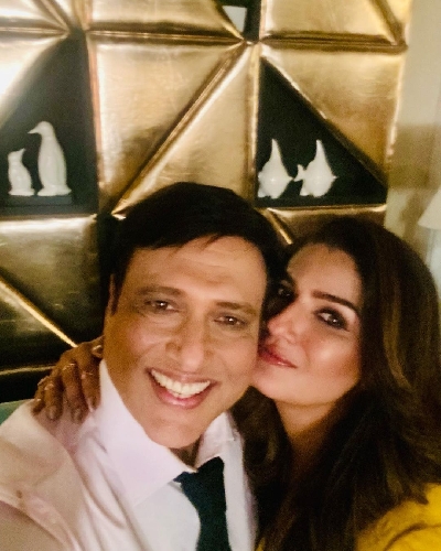 Raveena Tandon, Govinda have a 'grand reunion'.(photo:Instagram)