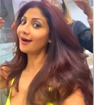 Bollywood's season of hair transformation!.(photo:IANSLIFE)