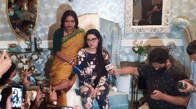 B'desh police released play director Chayanika after 3 hrs.