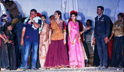 Abhishek Dudhaiya,Sonkashi Sinha,Pranita Subhash and Ajay Devgan