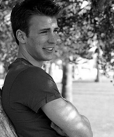 Chris Evans and Lizzo.(photo:instagram)