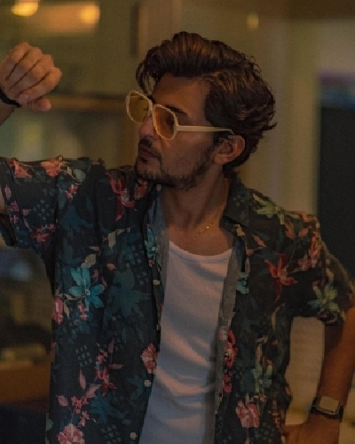 darshan raval.(photo:instagram) darshan raval.(photo:instagram)
