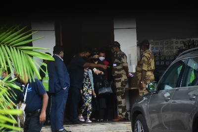 Mumbai: Aishwarya Rai spotted at Kalina on Sunday, August 22, 2021.(Photo: Sanjay Tiwari/IANS)