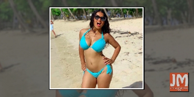 Salma Hayek stuns all with bikini pic at 53