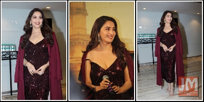 Photo Gallery: Gorgeous Madhuri Dixit at the Indian International Film Awards