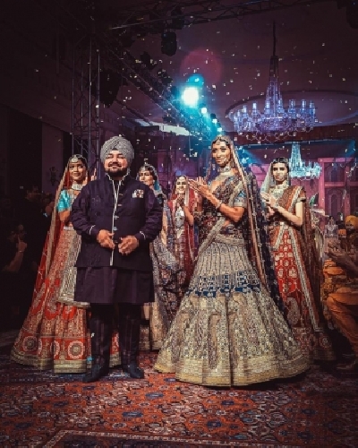 JJ Valaya Winter 2019 Couture Show showcases the collection 