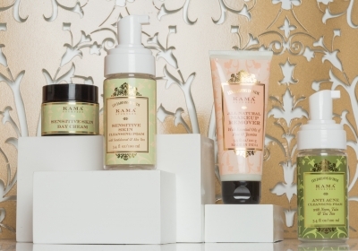 Sensitive Skin Cleansing Foam by Kama Ayurveda