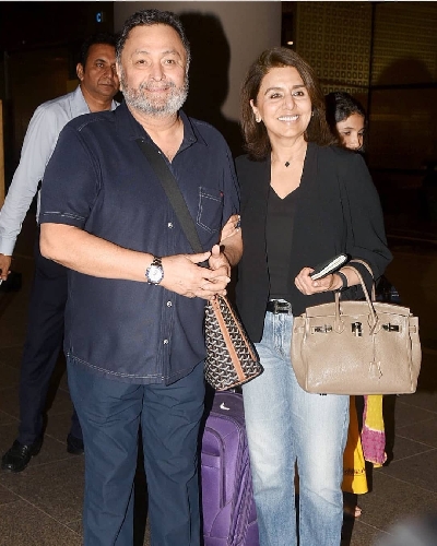 Veteran actor Rishi Kapoor, who was undergoing medical treatment in New York, returned to India on Tuesday. Expressing his happiness on his arrival in the country, Rishi took to Twitter and wrote: &quot;Back home... after 11 months 11 days. Thank you all.&quot;