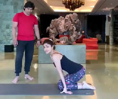 Actress Shilpa Shetty Kundra, who is known for her love for yoga, has just nailed the Vrischikasana ( the scorpion pose) in a way which can give yoga experts across the globe a run for money. Shilpa Shetty took to Instagram on Monday morning to share a video where she can be seen performing the Vrischikasana.
