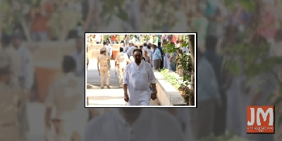 Kabir Bedi seeks donations for 'penniless' Vanraj Bhatia (Lead)