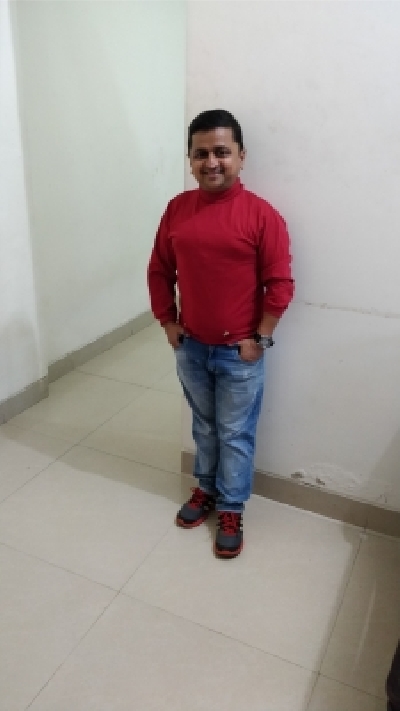 Actor Shridhar Watsar says playing a double role in the show "Baalveer Returns" is challenging.