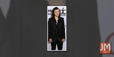 Harry Styles pays homage to the '70s