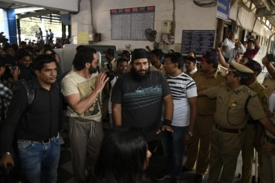 Mumbai: Actor Bobby Deol arrives at Borivali railway station to travel by a special promotional train from Mumbai to Delhi as part of 