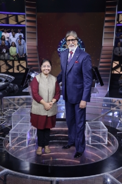 Actress Anushka Sharma sang praises of social activist Sunitha Krishnan for her 