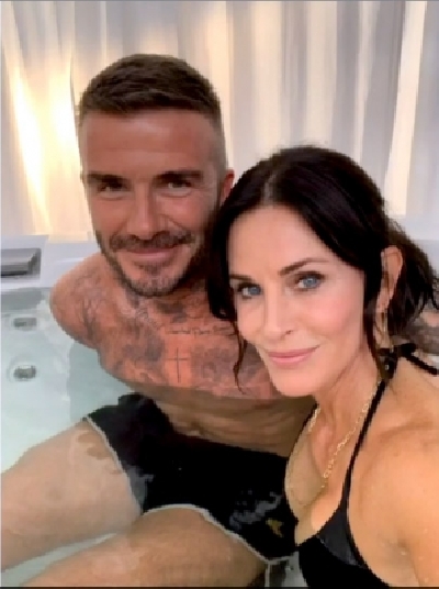 Actress Courtney Cox posted two photographs on social media with former football superstar David Beckham on the set of 