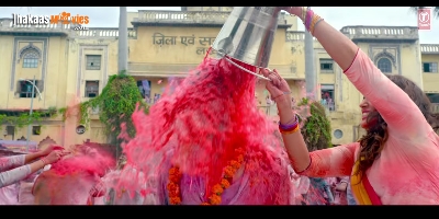 Watch Jolly LL.B 2: Go Pagal Song Teaser, Latest Holi Song