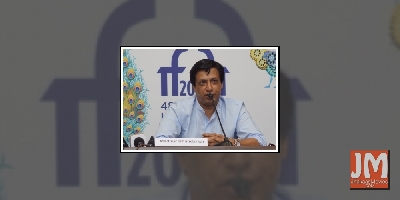 Madhur Bhandarkar visits Lata Mangeshkar in hospital, says she is 'stable'