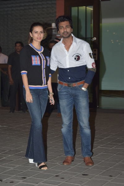 Mumbai: Actor Nikhil Dwivedi and his wife Gowri Pandit at the wedding anniversary party of actor Aayush Sharma and his wife Arpita Khan in Mumbai on Nov 18, 2019. (Photo: IANS)