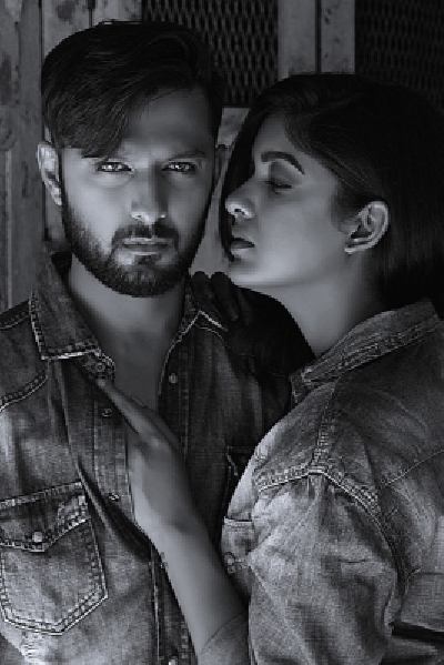 Actors Vatsal Seth and Ishita Dutta are all set to ring in their second wedding anniversary in romantic Maldives.