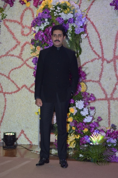 Mumbai: Actor Abhishek Bachchan at the wedding reception of filmmaker Sooraj Barjatya's son Devaansh Barjatya in Mumbai on Nov 29, 2019. (Photo: IANS)