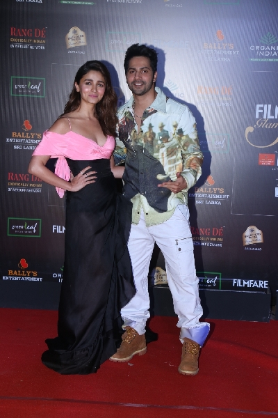 Mumbai: Actors Alia Bhatt and Varun Dhawan on the red carpet of Filmfare Glamour And Style Awards 2019 in Mumbai on Dec 3, 2019. (Photo: IANS)