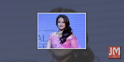 Sonakshi's witty reply to fans curious about her marriage